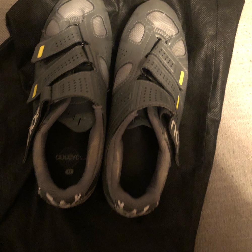 Soulcycle spin shoes, size 41 (7.5-8 women’s)